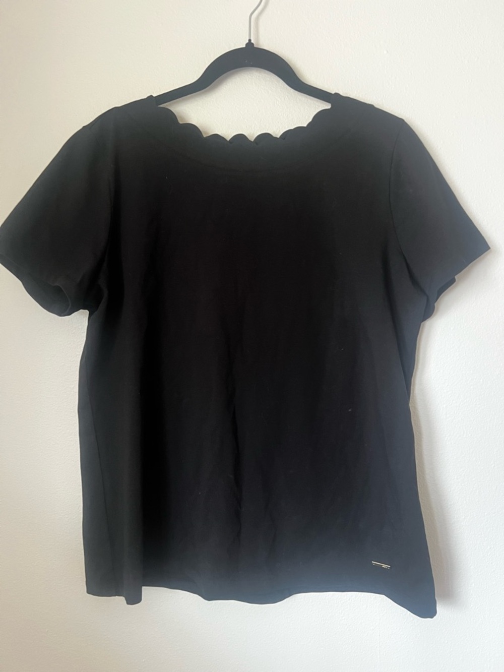 Anne Klein Scalloped Neck Short Sleeve Top Black XL NWT Classic Work Blouse